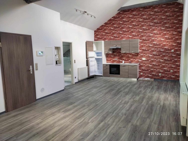 Appartement 2 chambres - Dernier étage petite copropriété